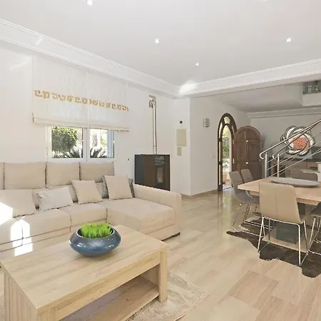 Ferienhaus Mit Privatpool Fuer 8 Personen Ca 200 Qm In Can Picafort, Mallorca Nordkueste Von Mallorca